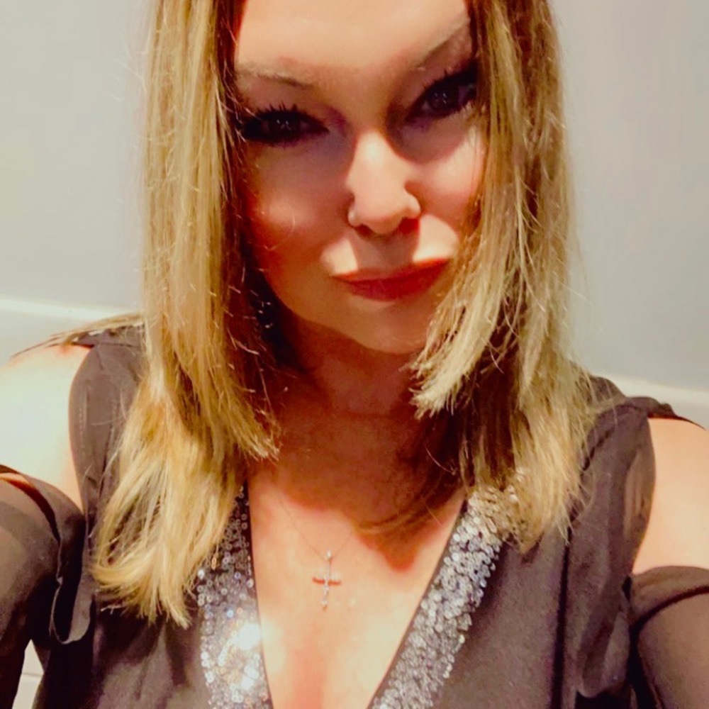 Meet your Posher, Candace